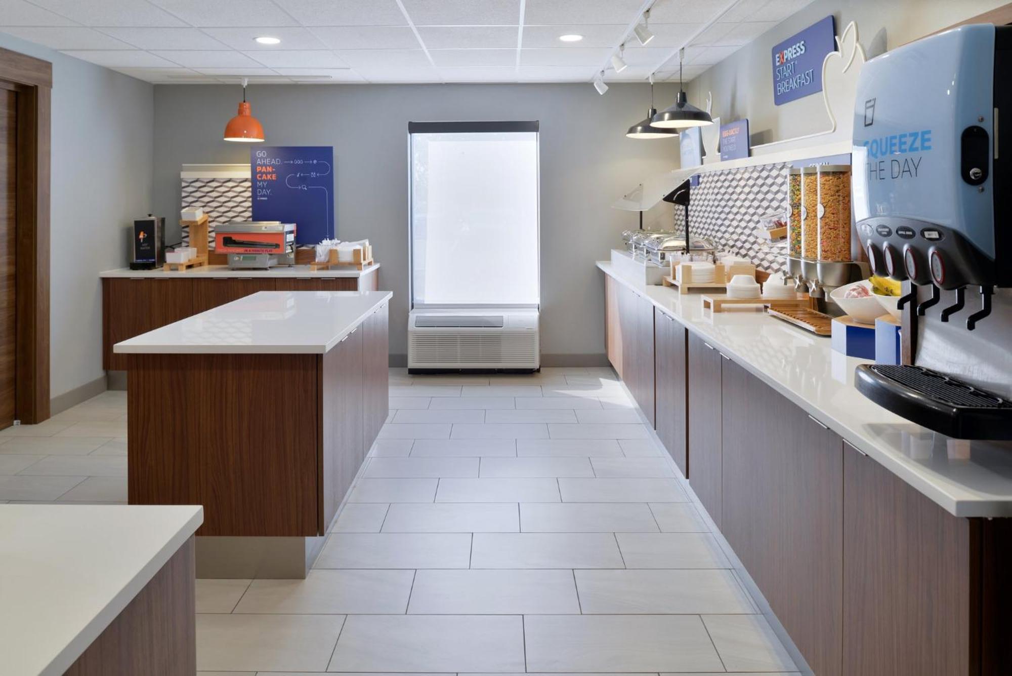 Holiday Inn Express Hotel And Suites Marysville By Ihg Екстер'єр фото