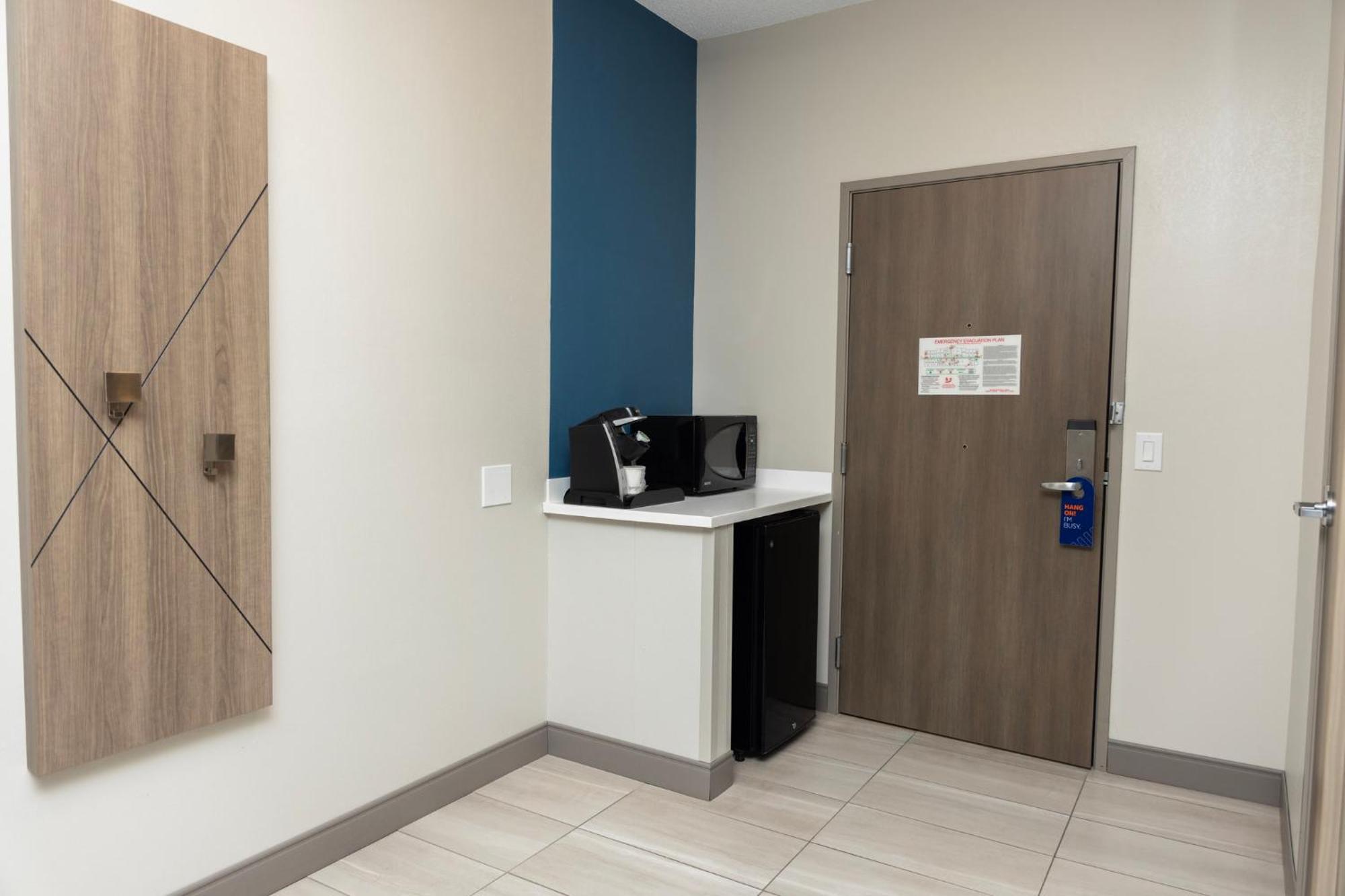Holiday Inn Express Hotel And Suites Marysville By Ihg Екстер'єр фото